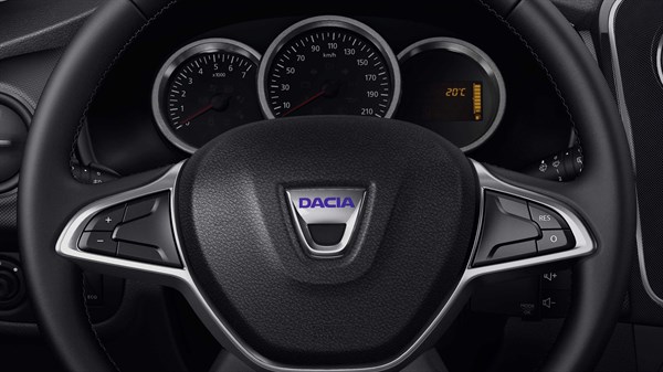 Dacia Sandero régulateur de vitesse sur le volant
